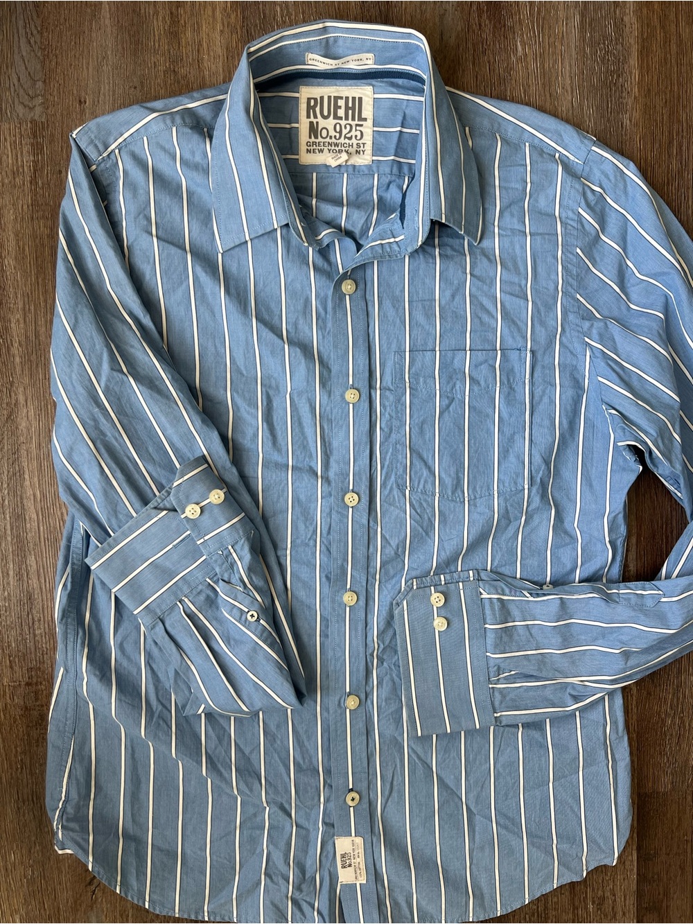 Ruehl No.925 Men’s XL Blue White Striped Button Down Shirt Y2K Discontinued